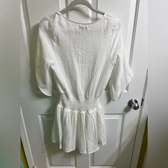 MIOU MUSE Women Casual White Dress- Size Small - Picture 2 of 4